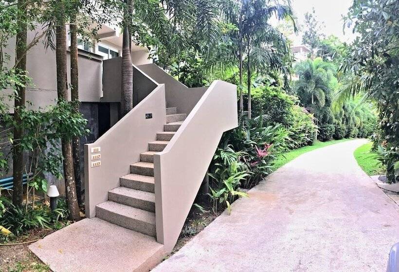 Szálloda Grand Blue Kamala