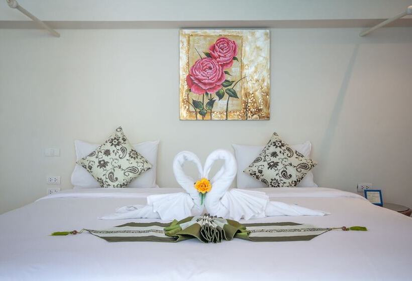 Szálloda Grand Blue Kamala