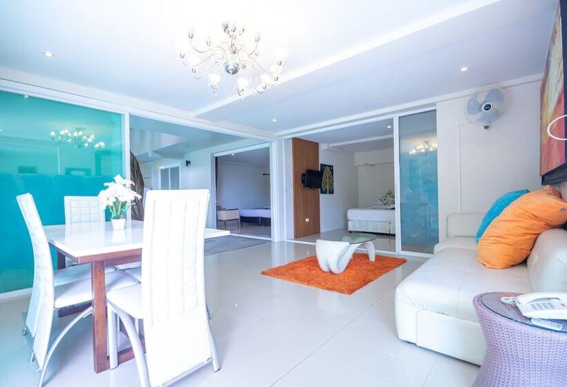 Szálloda Grand Blue Kamala