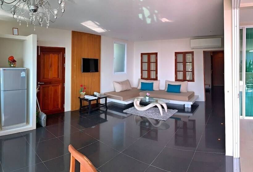 Szálloda Grand Blue Kamala