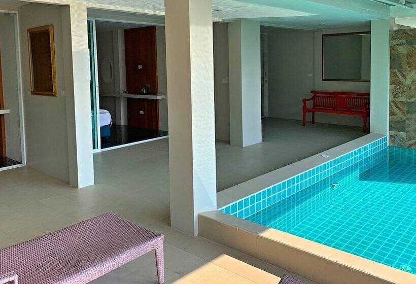 Szálloda Grand Blue Kamala