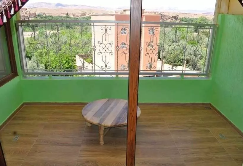 Hotelli Hôtel Royal