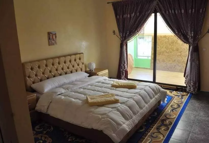 Hotelli Hôtel Royal