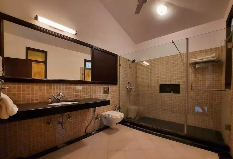 Hotelli Nadiya Parao Resort, Corbett
