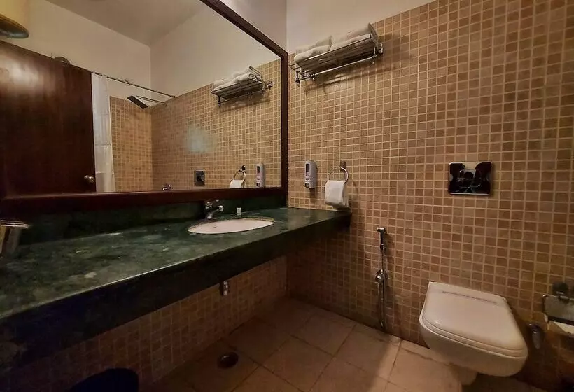 Hotelli Nadiya Parao Resort, Corbett