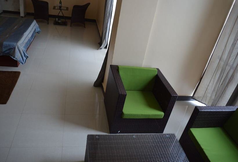 هتل O Kla Extreme