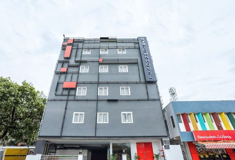 בית מלון כפרי Oyo Townhouse 156 Maraimalai Nagar