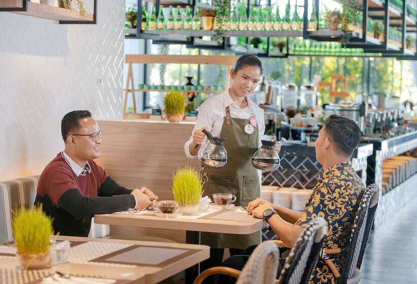 فندق The Zuri Dumai