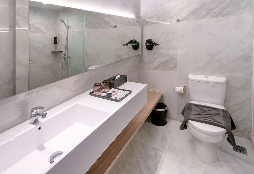 فندق The Zuri Dumai