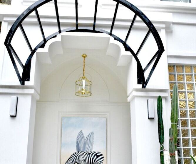 ホテル Ya An Juyuan Color