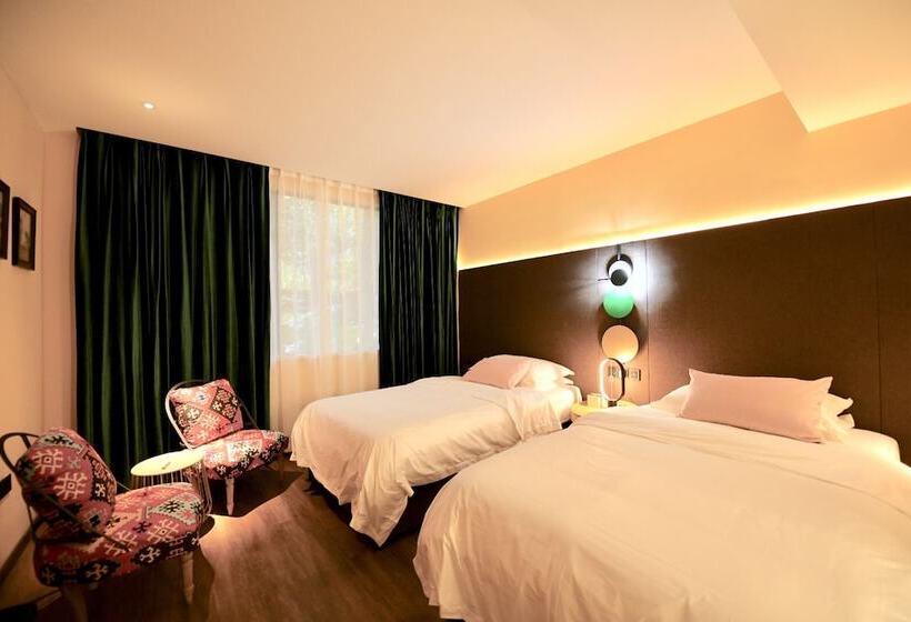 ホテル Ya An Juyuan Color