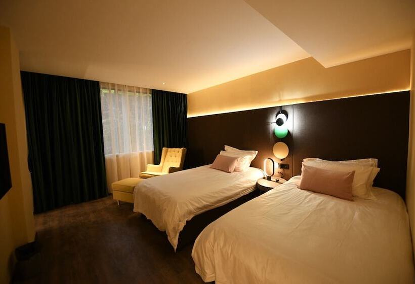 ホテル Ya An Juyuan Color