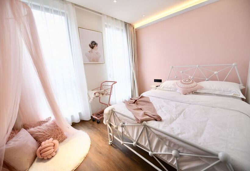 ホテル Ya An Juyuan Color