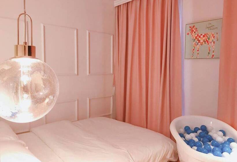 ホテル Ya An Juyuan Color