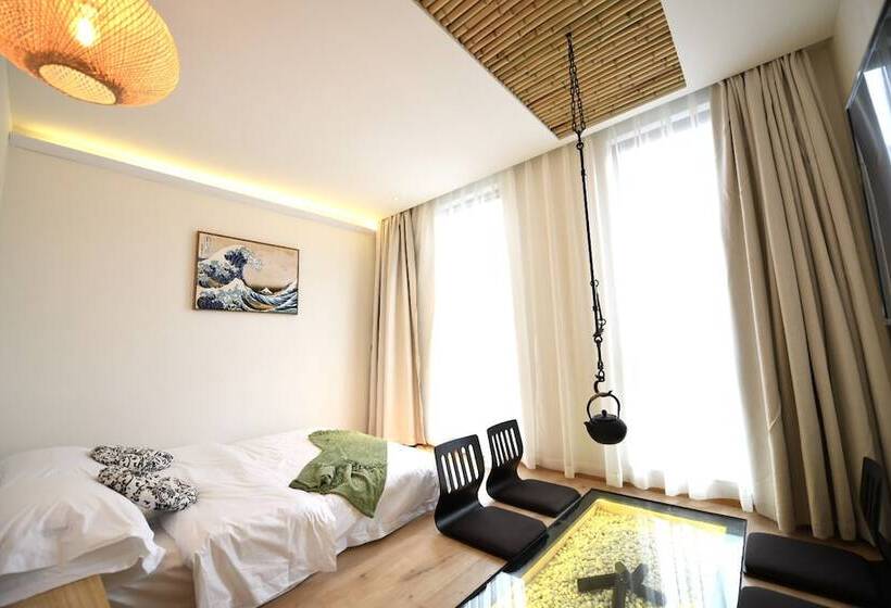 ホテル Ya An Juyuan Color