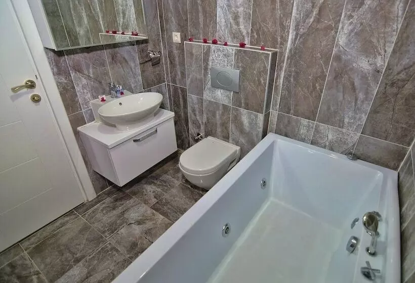 Airport Güllük Otel