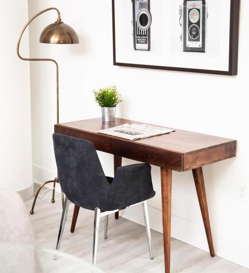 בית מלון כפרי Why Tysons Corner  Luxe Suites Greensboro Dr