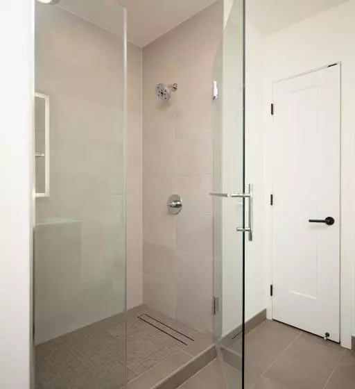 ホテル Why Tysons Corner  Luxe Suites Greensboro Dr