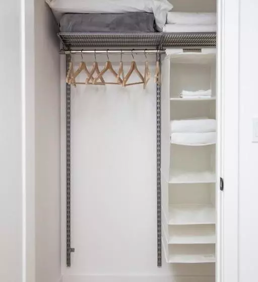 ホテル Why Tysons Corner  Luxe Suites Greensboro Dr