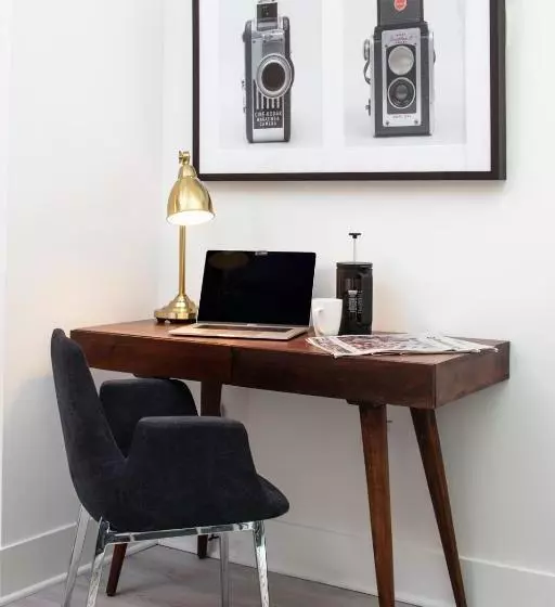 ホテル Why Tysons Corner  Luxe Suites Greensboro Dr