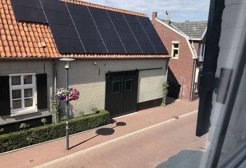 In De Witte Dame Hotel Bar Kitchen Apartments