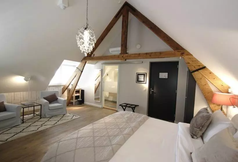 In De Witte Dame Hotel Bar Kitchen Apartments
