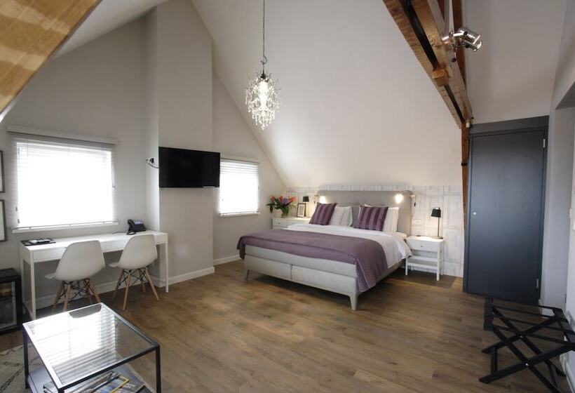 In De Witte Dame Hotel Bar Kitchen Apartments