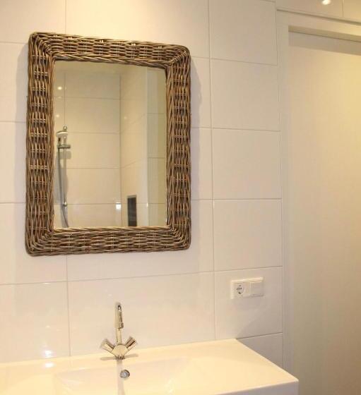 Отель Hof Van Renesse