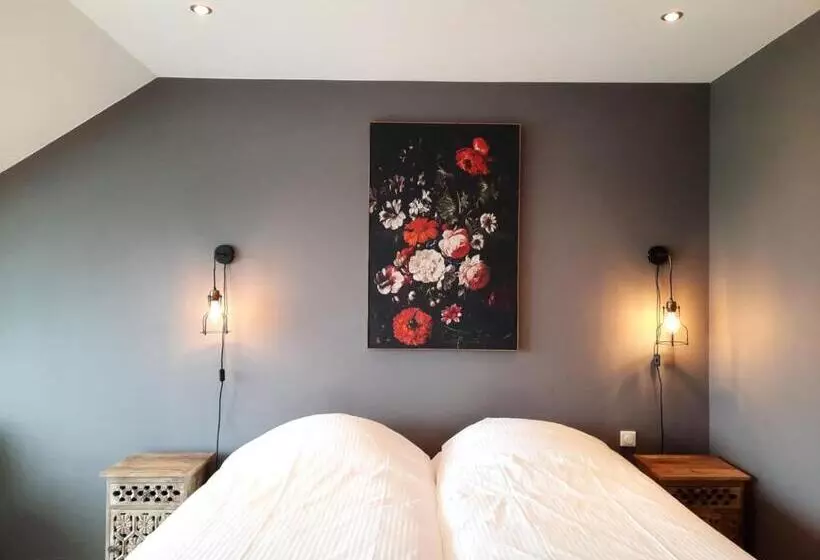 Hotelli Hof Van Renesse