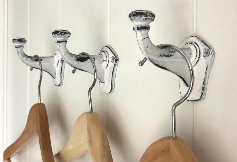 Отель Hof Van Renesse