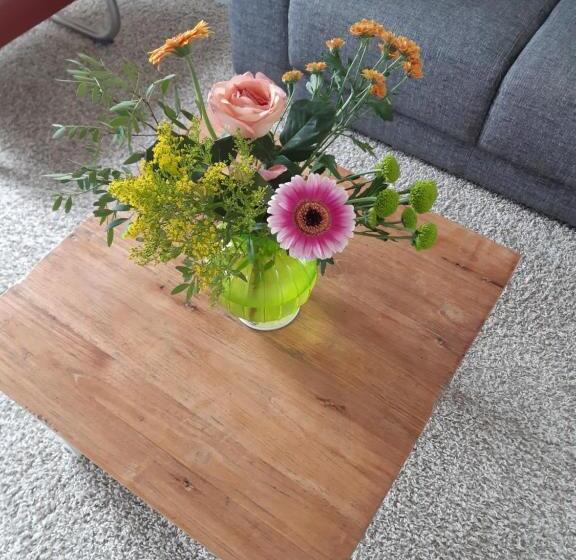 צימר Rêst En Romte