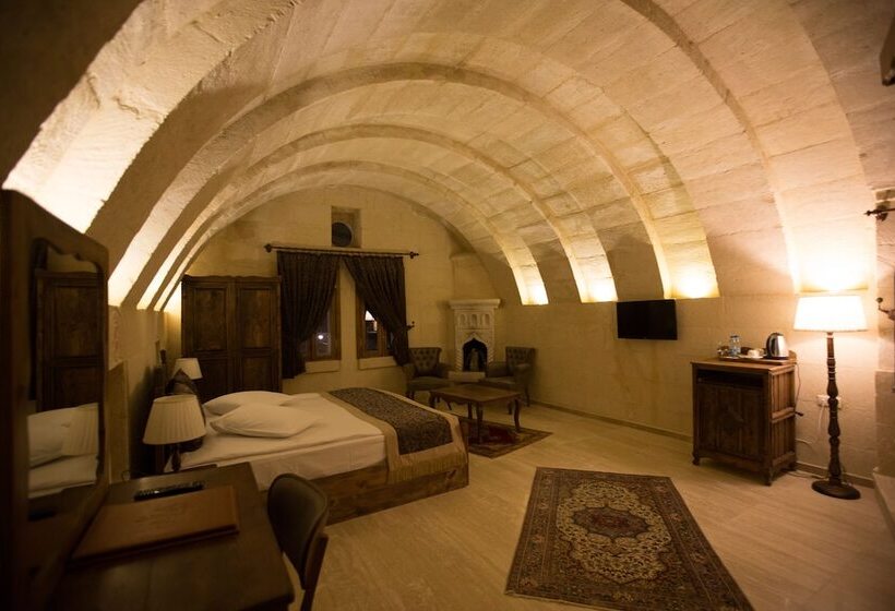Hotel Alia Cave