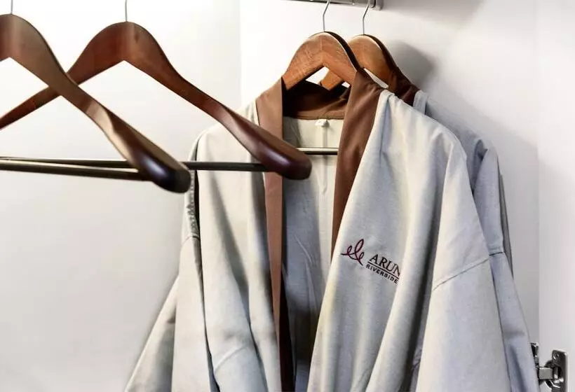 هتل Arun Riverside Bangkok