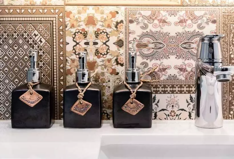 هتل Arun Riverside Bangkok