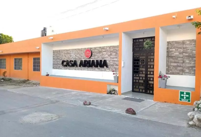 هتل Casa Ariana