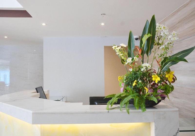 Otel Commander Suites De Boracay