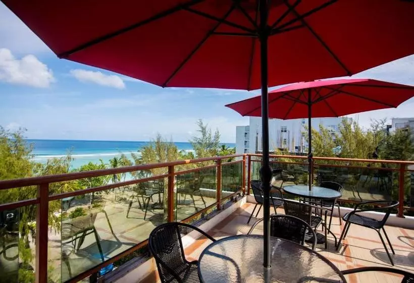 هتل Tropicana Beach & Spa