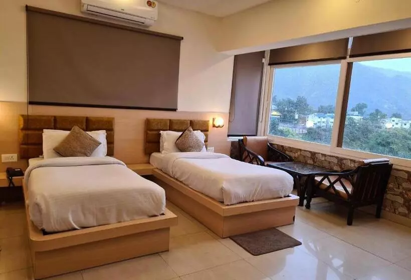 Jet Fox By Aero View Hotel, Delhi Airport