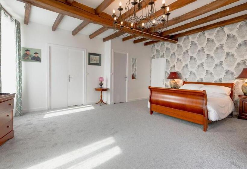 مبيت وإفطار Auberge Du Noyer