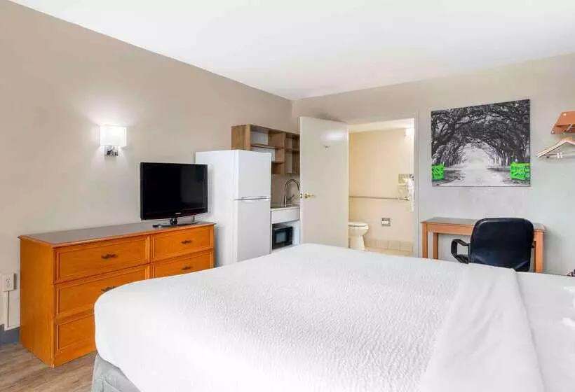 هتل Extended Stay America Suites   Bristol