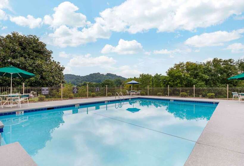 בית מלון כפרי Extended Stay America Suites   Bristol