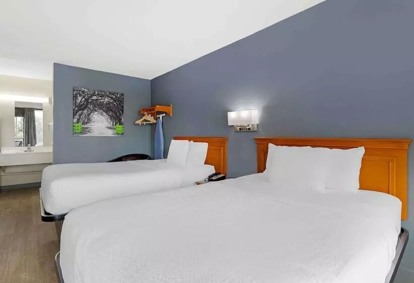 هتل Extended Stay America Suites   Bristol