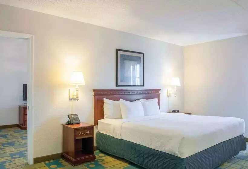 호텔 La Quinta Inn By Wyndham New Orleans Veterans / Metairie