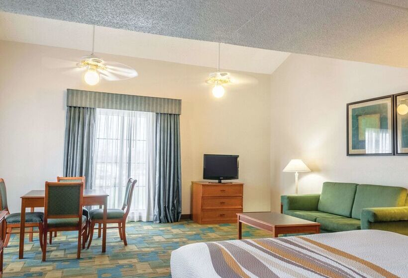 فندق La Quinta Inn By Wyndham New Orleans West Bank / Gretna