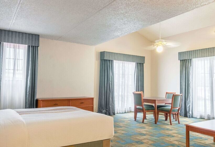 فندق La Quinta Inn By Wyndham New Orleans West Bank / Gretna