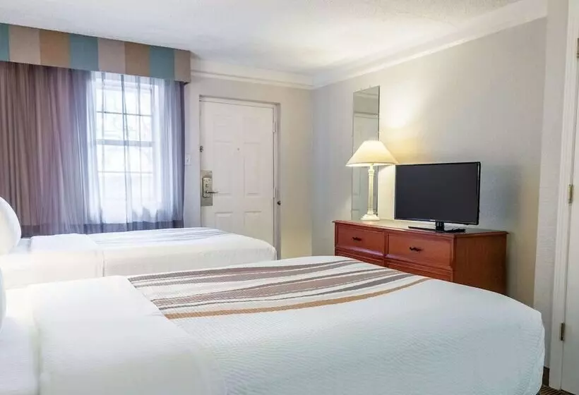 호텔 La Quinta Inn By Wyndham New Orleans West Bank / Gretna