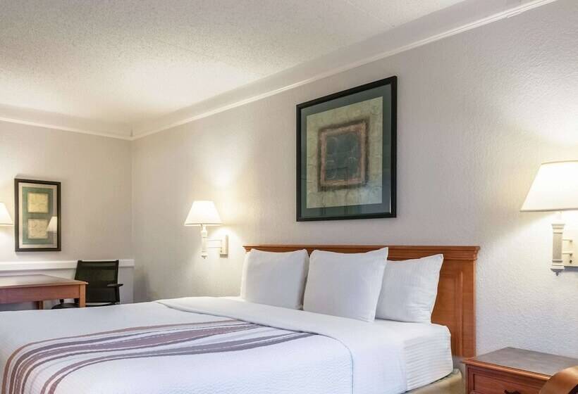 فندق La Quinta Inn By Wyndham New Orleans West Bank / Gretna