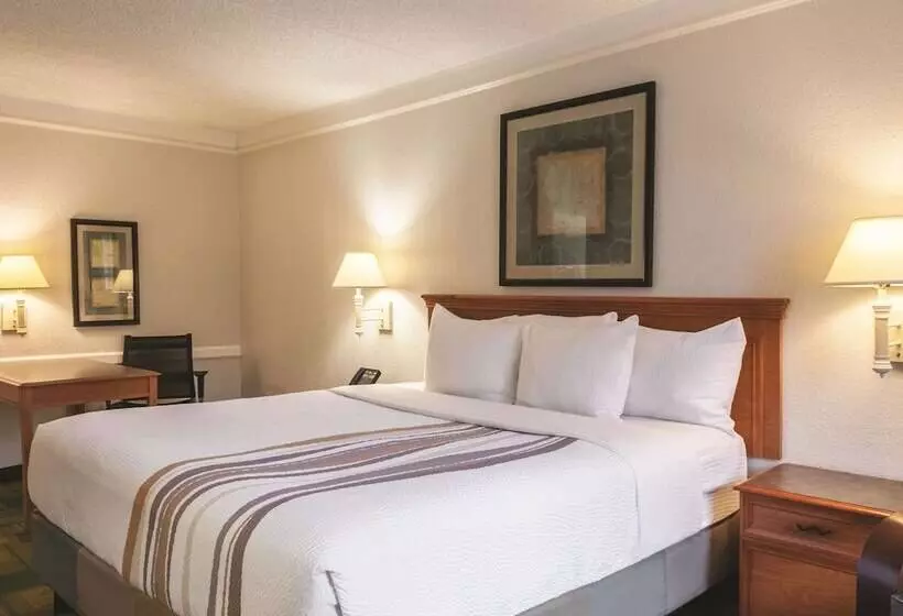 호텔 La Quinta Inn By Wyndham New Orleans West Bank / Gretna