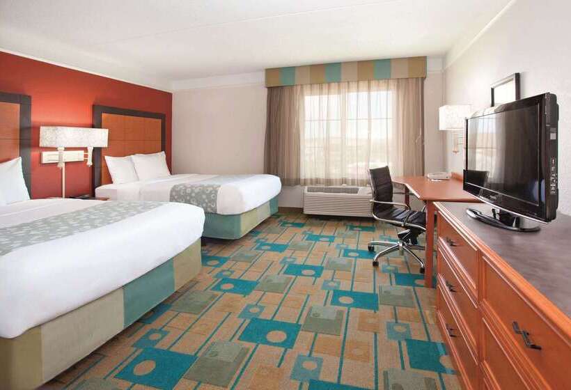 هتل La Quinta By Wyndham Colorado Springs South Airport