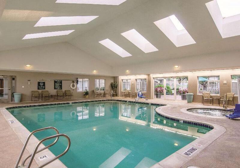 فندق La Quinta By Wyndham Denver Airport Dia
